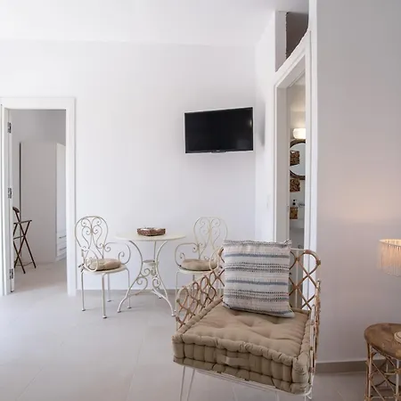 Anastasio * Aliki (Paros)